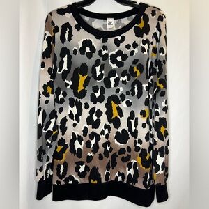 Sew in Love Boutique Brand Leopard Print Sweater Sweatshirt Women Size Large